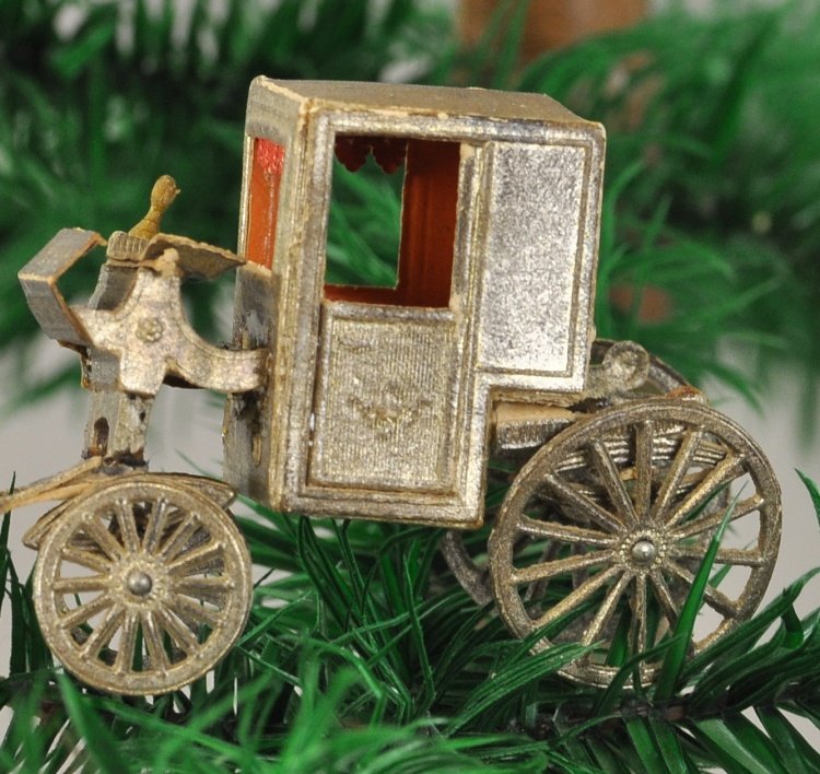 SILVER DRESDEN COACH: Germany, spoke wheels and red curtains, nice details throughout. 2 1/2".