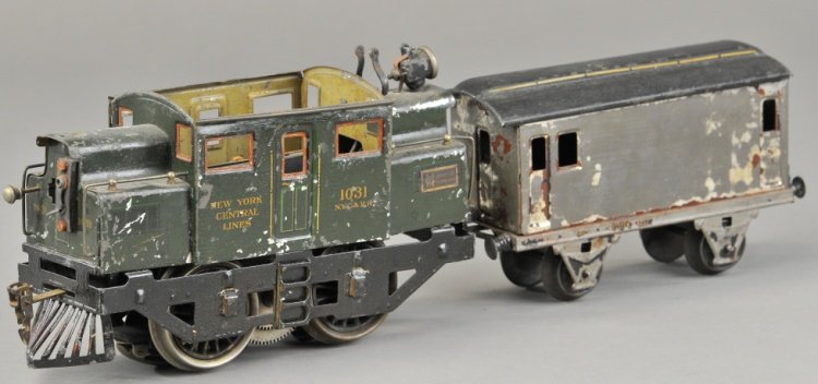 MARKLIN No. 1031 NEW YORK CENTRAL ENGINE & CAR LOT: Germany, c. 1920s, gauge I 0-4-0 wheel alignment, green body, together with box car missing entire paint, nice project pieces. Engine 9" l.