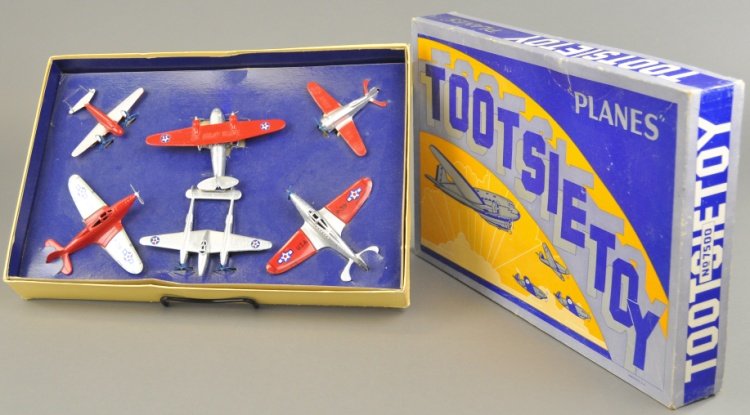 TOOTSIETOY PLANES NO. 7500: Boxed set with insert, includes assorted airplanes, single prop, and P-38 dual prop models. Ex. Donald Kaufman Collection 10" x 15".