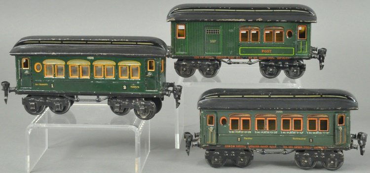 LOT OF THREE MARKLIN TRAIN CARS (1 of 2)