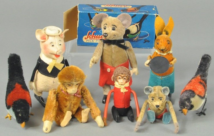 SCHUCO FIGURE GROUPING (1 of 2)