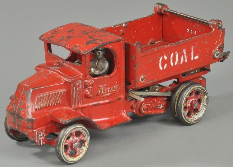 ARCADE MACK COAL TRUCK (1 of 2)