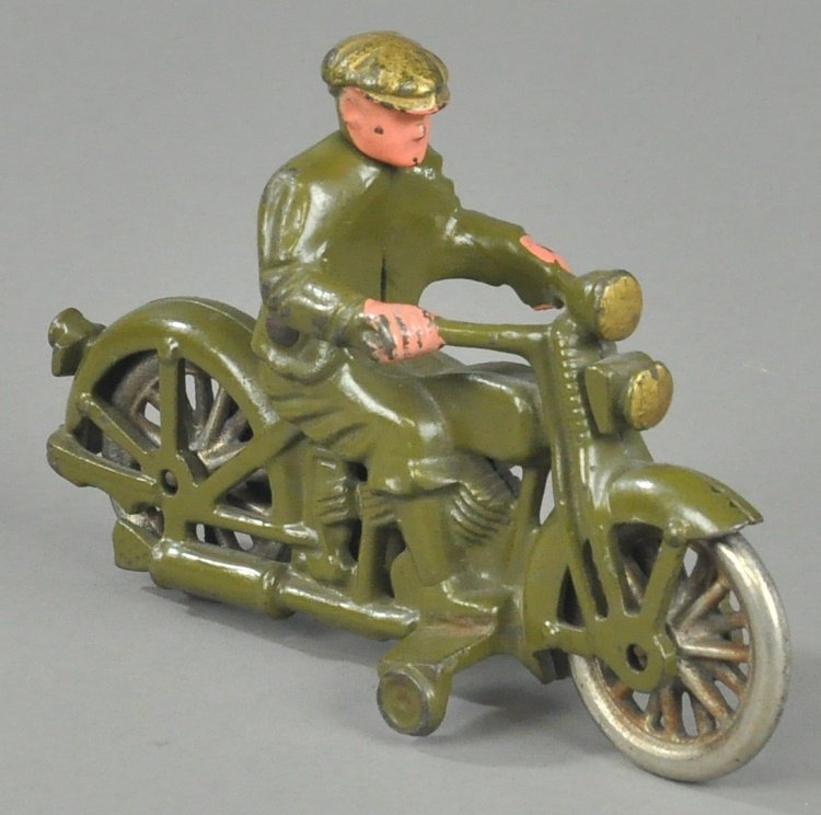 HUB LEY HARLEY DAVIDSON CIVILIAN RIDER (1 of 2)