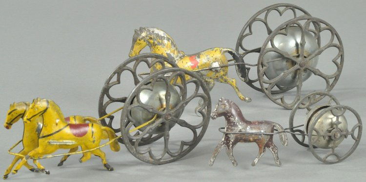 HORSE PULLING TUMBLING BELL TOYS (1 of 2)