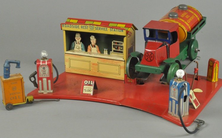 MARX ROADSIDE SERVICE STATION (1 of 2)