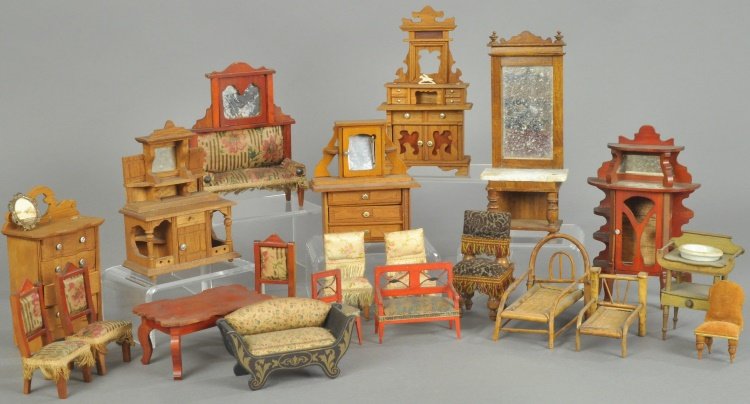 LARGE LOT OF MISCELLANEOUS MINIATURES (1 of 3)