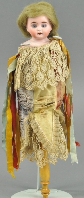 MARDI GRAS TWIRLING DOLL TOY (1 of 3)