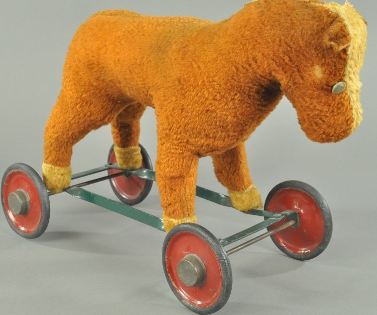 STUFFED HORSE ON WHEELS PULL TOY (1 of 3)