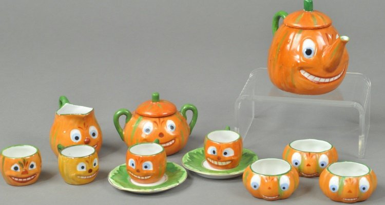 CHILD SIZE PUMPKIN TEA SET AND THREE NUT CUPS (1 of 2)