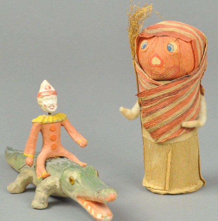 CREPE PAPER PUMPKIN & CLOWN ON ALLIGATOR CONTAINER (1 of 2)