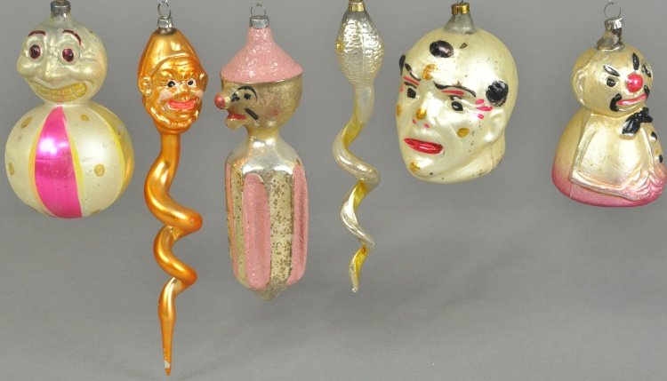 MIXED LOT OF GLASS ORNAMENTS (1 of 1)