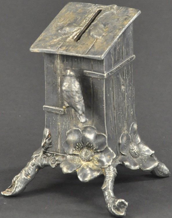 BIRD AT BIRDHOUSE BANK (1 of 2)