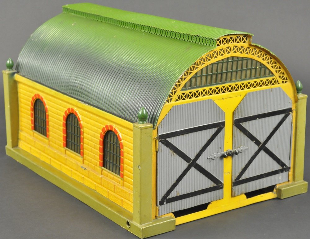 MARKLIN TWO STALL ENGINE HOUSE (1 of 3)