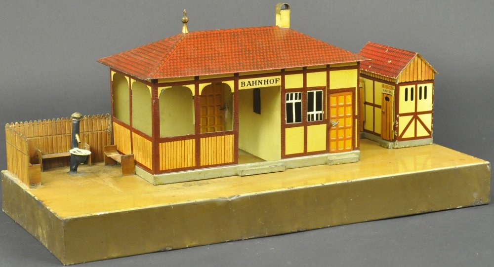 MARKLIN BAHNHAF STATION (1 of 3)