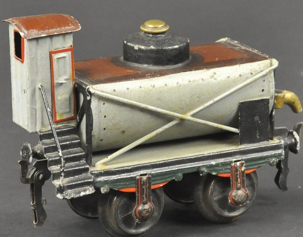 MARKLIN WATER WAGON (1 of 2)