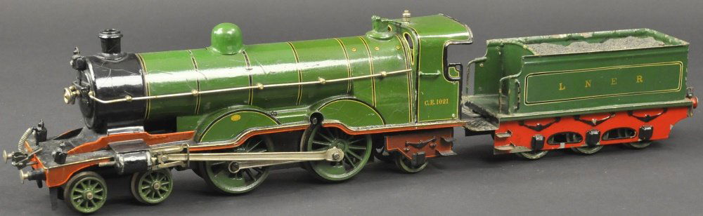 MARKLIN STEAM TYPE LNER 4-4-2 LOCOMOTIVE (1 of 2)