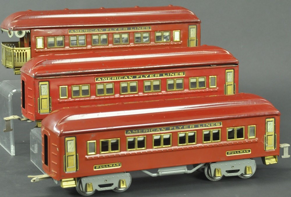 AMERICAN FLYER LINES PASSENGER CARS (1 of 2)