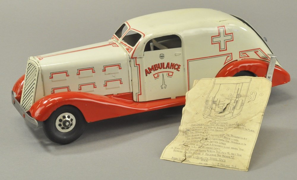 MARX AMBULANCE w/INSTRUCTIONS (1 of 3)