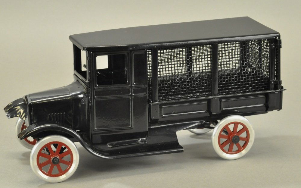 CONTEMPORARY FLIVVER 'HUCKSTER' TRUCK (1 of 2)