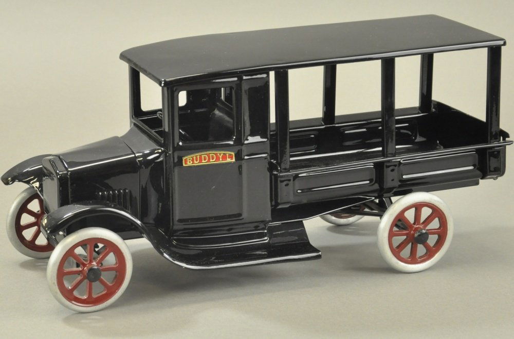 BUDDY 'L' ONE-TON HUCKSTER FLIVVER (1 of 2)