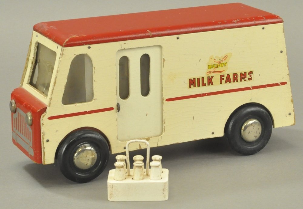 BUDDY 'L' WOOD MILK FARM TOY TRUCK (1 of 2)