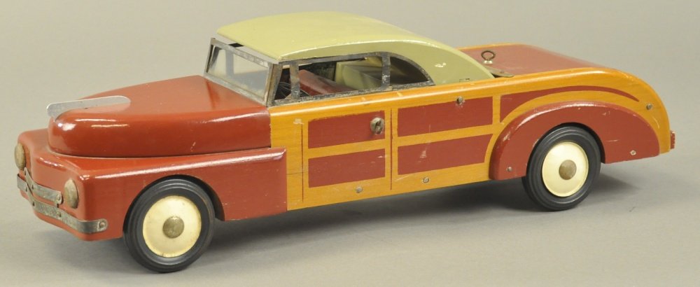 BUDDY 'L' TOWN & COUNTRY CAR (1 of 3)