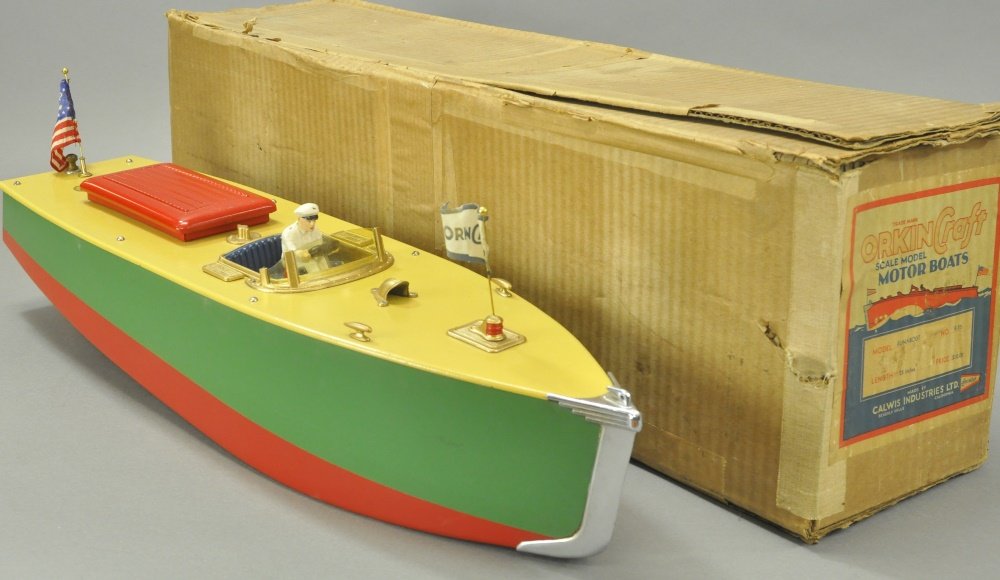 BOXED ORKINCRAFT MOTORBOAT (1 of 3)