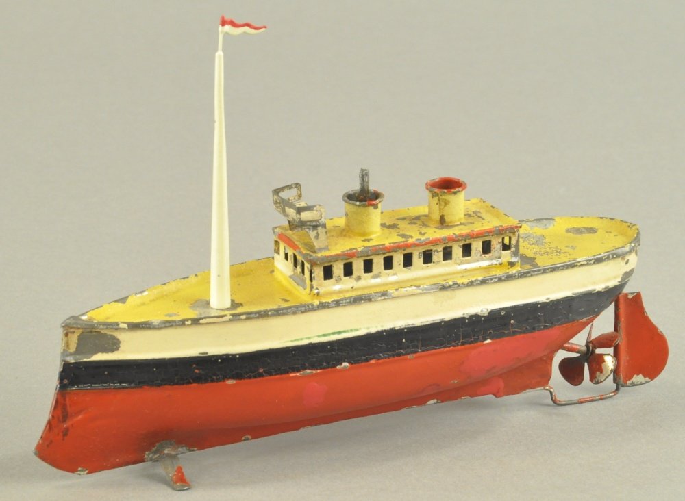 CARETTE CLOCKWORK OCEAN LINER (1 of 2)