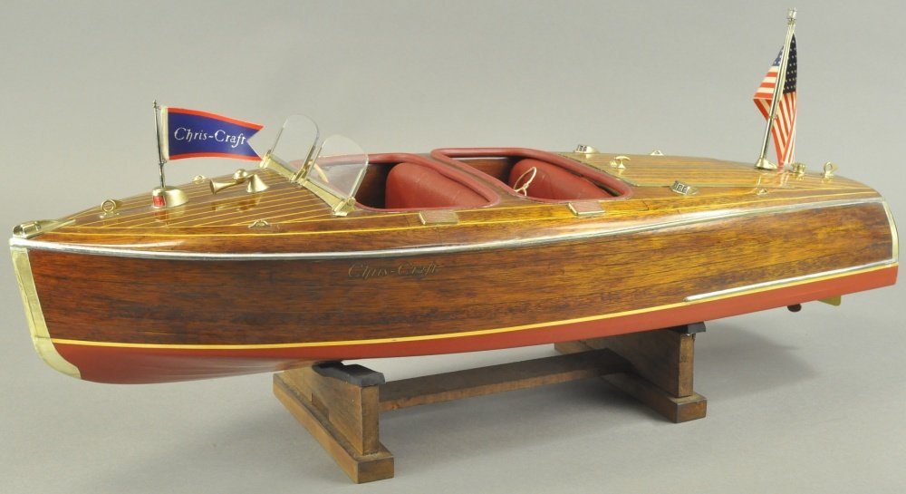 CHRIS CRAFT SCALE MODEL (1 of 2)