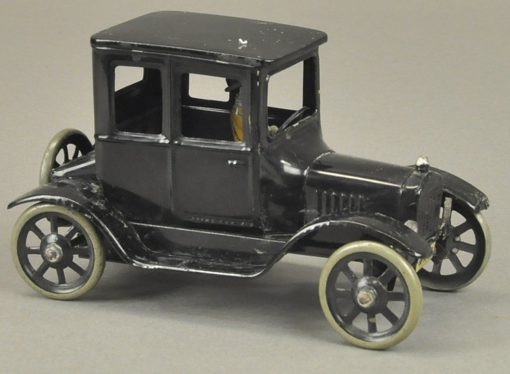 BING MODEL 'T' COUPE (1 of 3)
