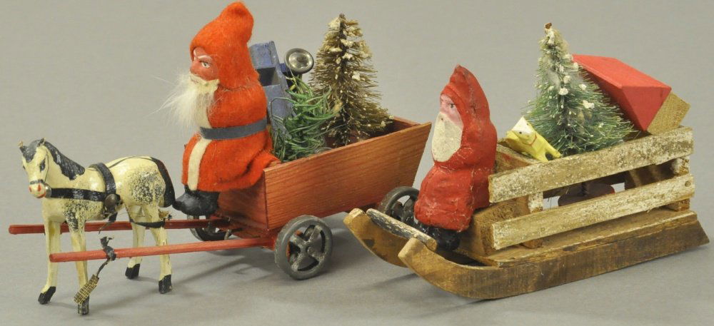 HORSE PULLED SANTA CART & SANTA SLEIGH (1 of 2)