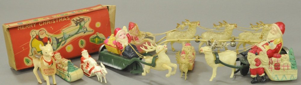 VARIED ASSORTMENT OF SANTA & SLEIGHS (1 of 3)