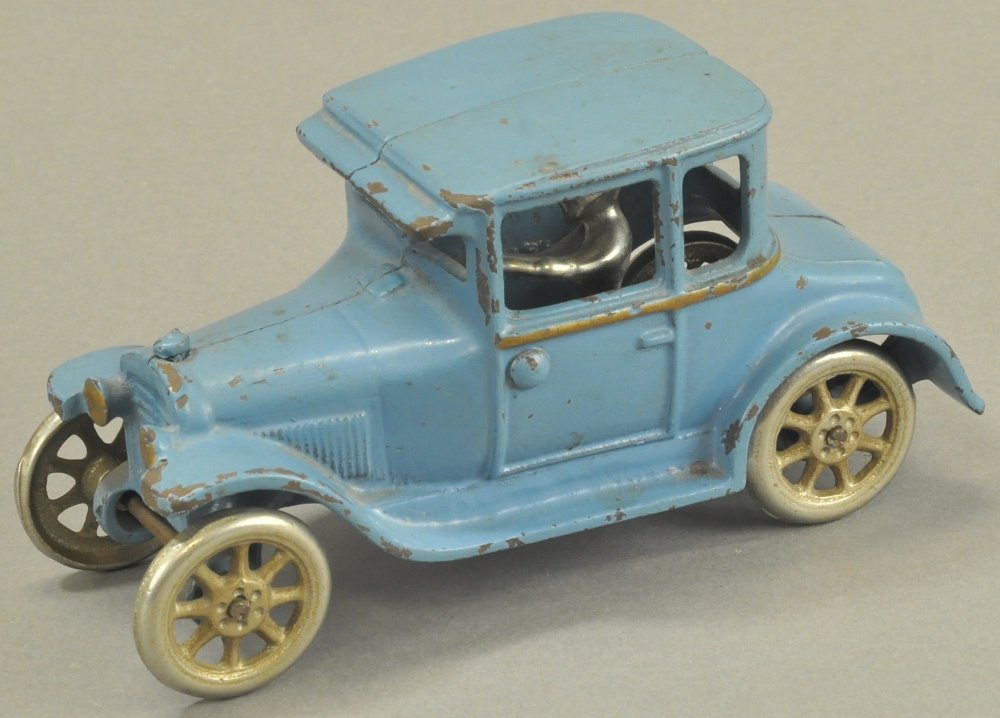 ARCADE FORD MODEL 'T' COUPE (1 of 2)