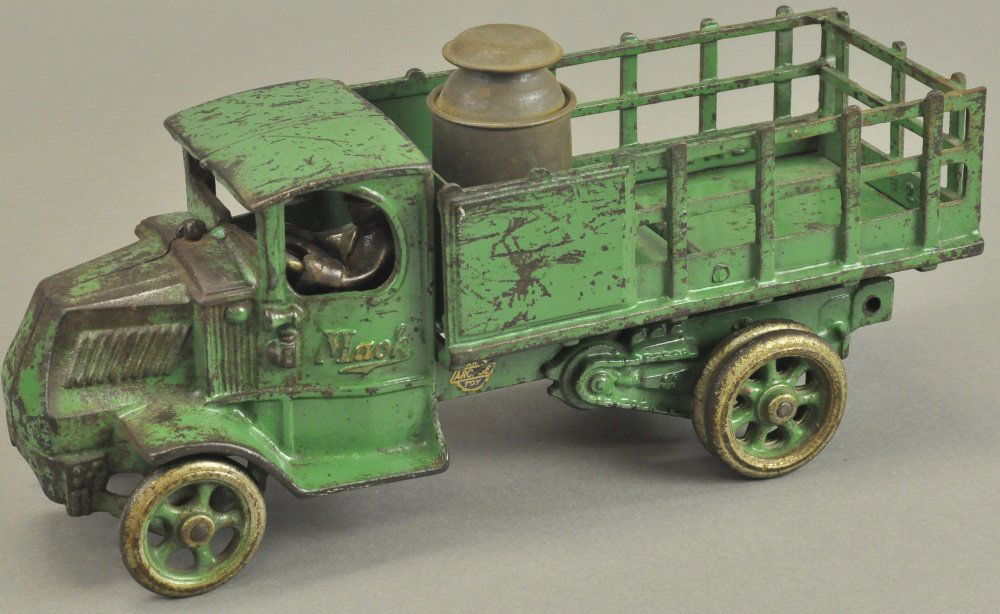ARCADE MACK STAKE TRUCK (1 of 3)