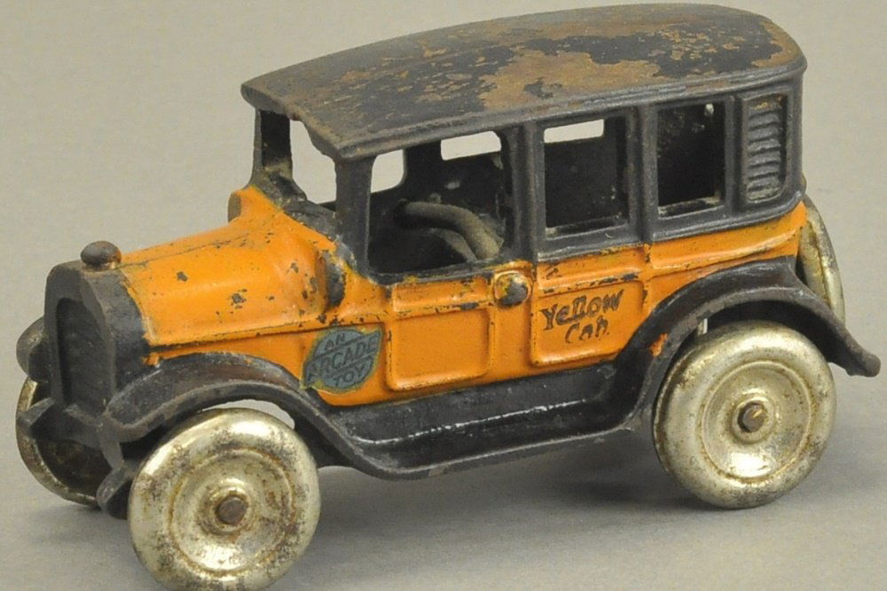 ARCADE YELLOW CAB TAXI (1 of 2)