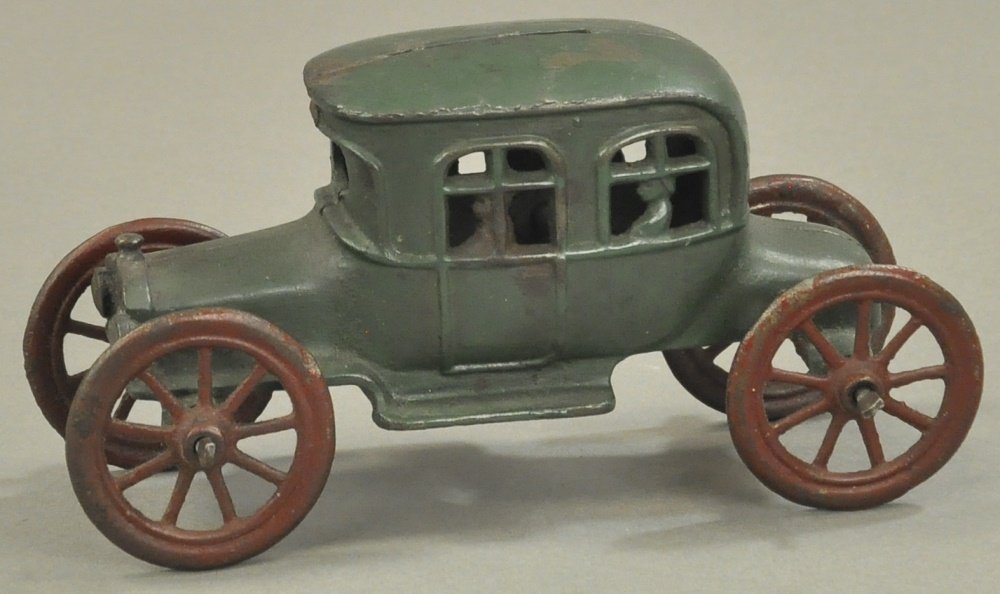 AUTO WITH PEOPLE STILL BANK (1 of 2)