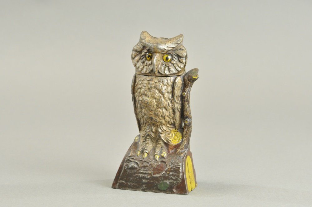 OWL TURNS HEAD MECHANICAL BANK (1 of 2)