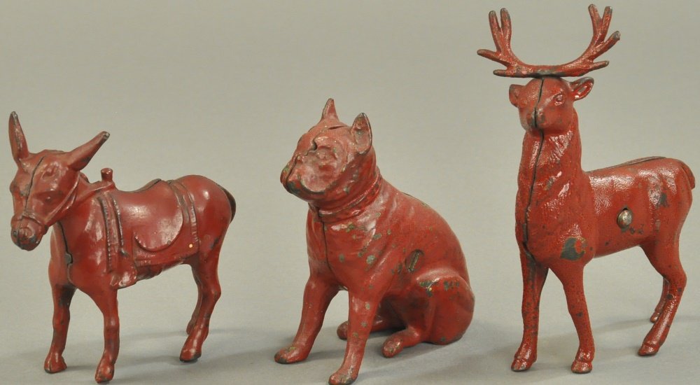 LOT OF THREE PAINTED ARCADE ANIMAL STILL BANKS (1 of 2)