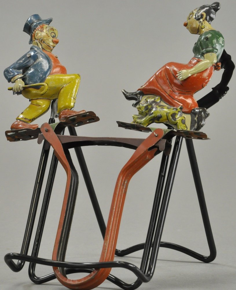 MAGGIE AND JIGGS SQUEEZE TOY (1 of 2)