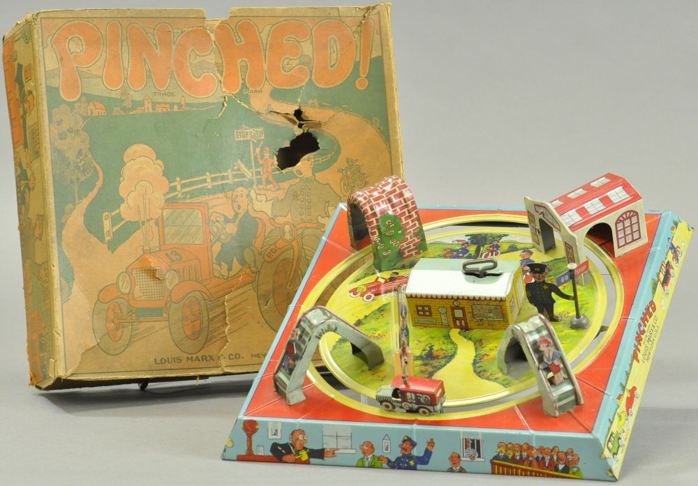 BOXED MARX PINCHED (1 of 3)