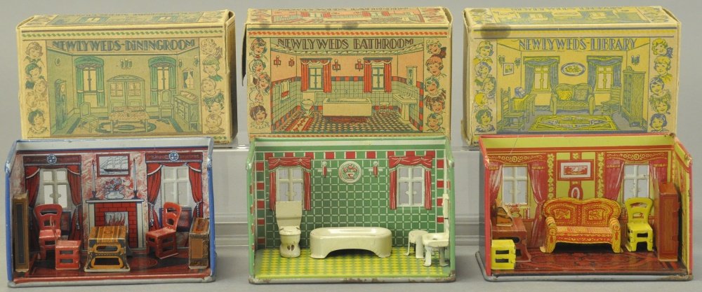 THREE MARX NEWLYWEDS HOME BOXED ROOM SETS (1 of 2)