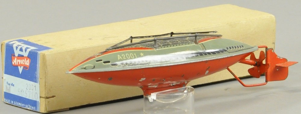 ARNOLD SUBMARINE WITH BOX (1 of 2)