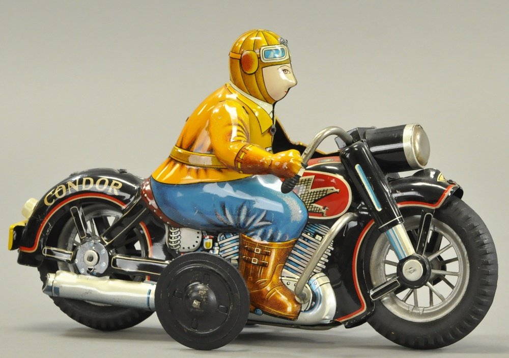 CONDOR MOTORCYCLE WITH RIDER (1 of 2)