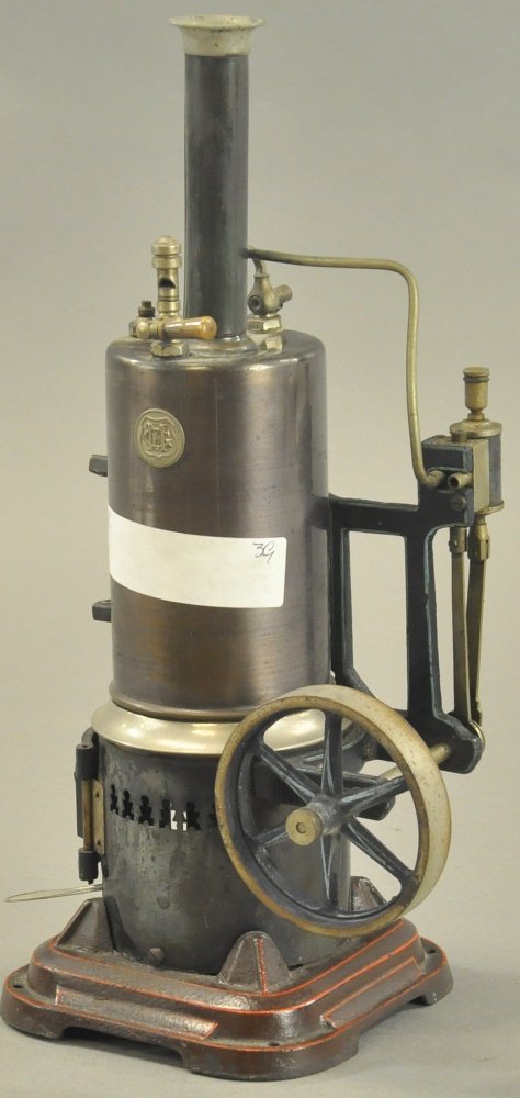 MARKLIN UPRIGHT ENGINE (1 of 3)