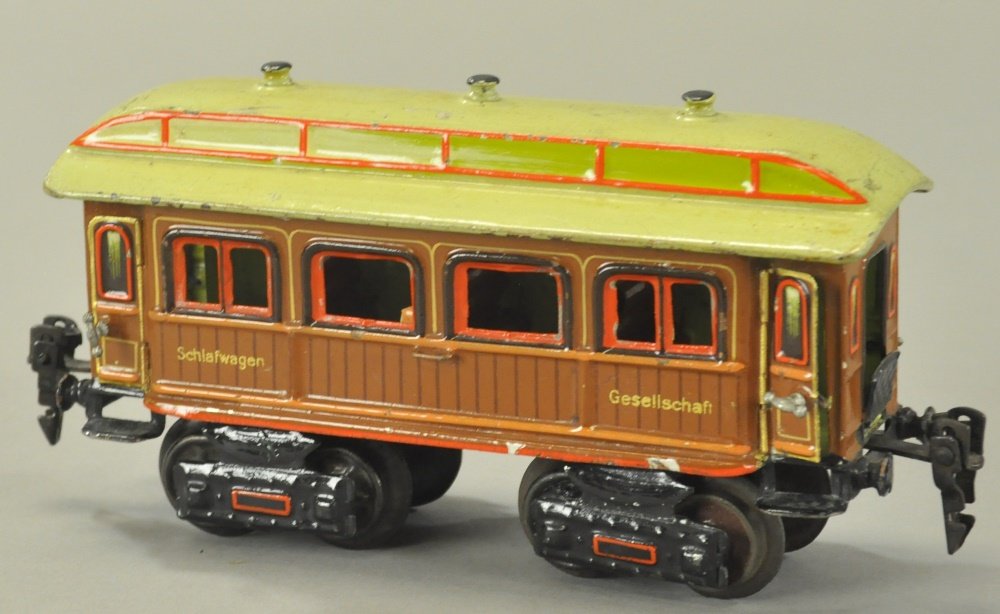 MARKLIN 'O' GAUGE PASSENGER COACH (1 of 2)