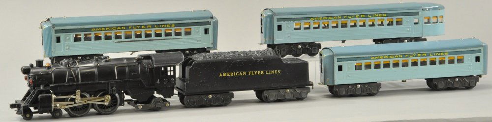 AMERICAN FLYER LOCOMOTIVE SET (1 of 2)