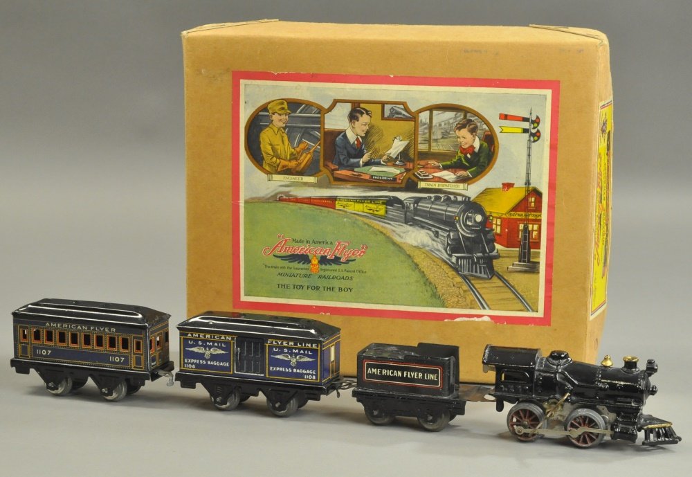 BOXED AMERICAN FLYER WIND-UP SET (1 of 4)