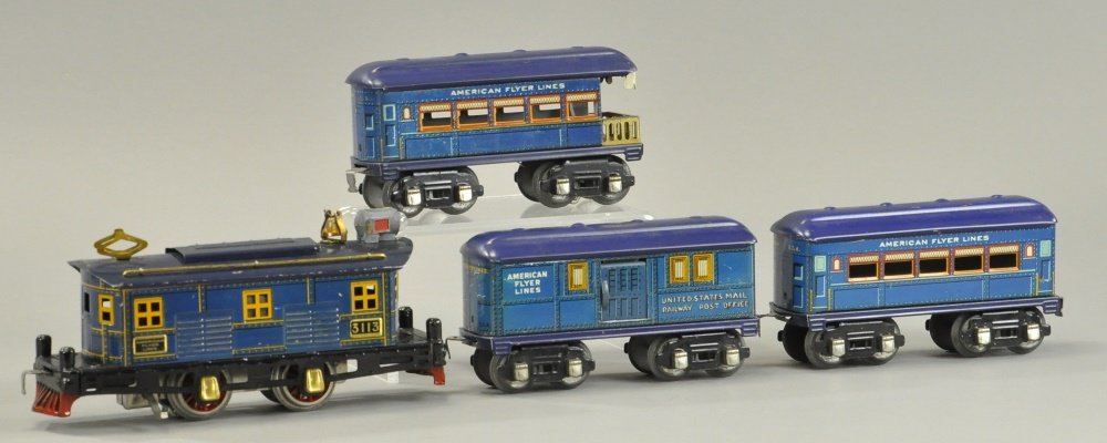 AMERICAN FLYER BLUE BIRD PASSENGER SET (1 of 2)