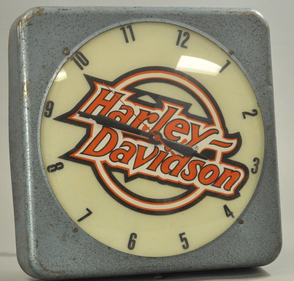 HARLEY DAVIDSON ELECTRIC CLOCK (1 of 1)