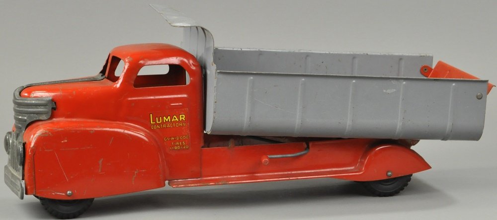 LUMAR DUMP TRUCK (1 of 3)